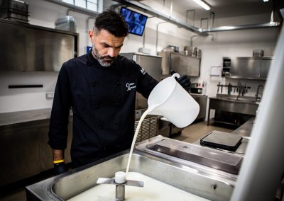 Mamò Lab - Preparazione del gelato 1