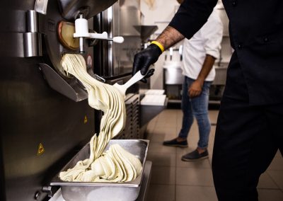 Mamò Lab - Preparazione del gelato 3